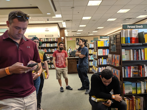 Shopping Mall «Colonial Plaza Mall», reviews and photos, 601 N Bumby Ave, Orlando, FL 32803, USA