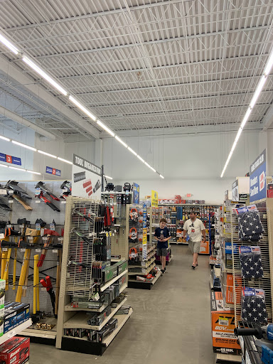 Hardware Store «Harbor Freight Tools», reviews and photos, 65 NJ-17, Hasbrouck Heights, NJ 07604, USA