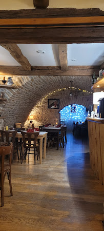 Atmosphère du Restaurant La Petite Cave de Belvoir - n°2