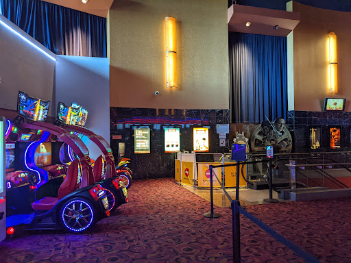 Shopping Mall «Westfield Oakridge», reviews and photos, 925 Blossom Hill Road, San Jose, CA 95123, USA