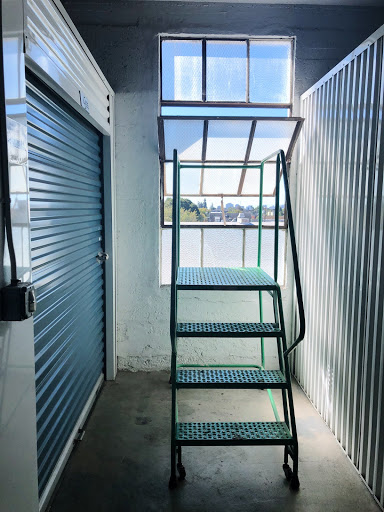 Self-Storage Facility «Central Self Storage», reviews and photos, 2721 Shattuck Ave, Berkeley, CA 94705, USA