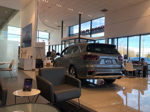 Auto Repair Shop «Summit Place Kia East», reviews and photos, 44900 N Gratiot Ave, Charter Twp of Clinton, MI 48036, USA