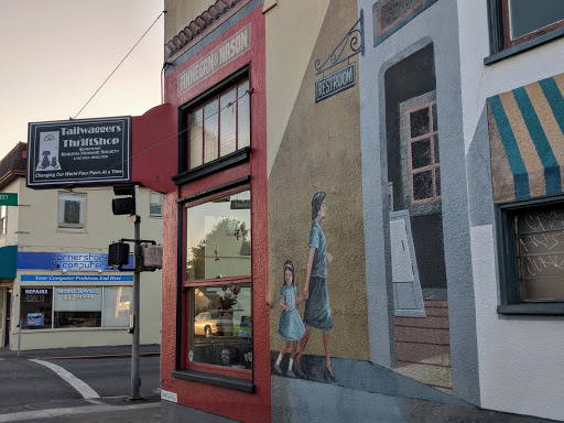 Thrift Store «Tailwaggers Thrift Shop», reviews and photos, 2737 F St, Eureka, CA 95501, USA