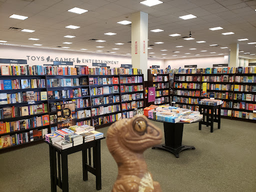 Book Store «Barnes & Noble», reviews and photos, 7900 Mentor Ave, Mentor, OH 44060, USA