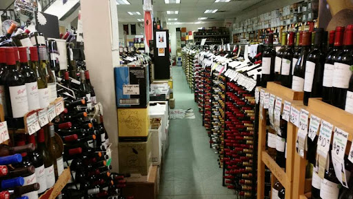 Liquor Store «Putnam Wine & Liquor», reviews and photos, 545 US-6, Mahopac, NY 10541, USA