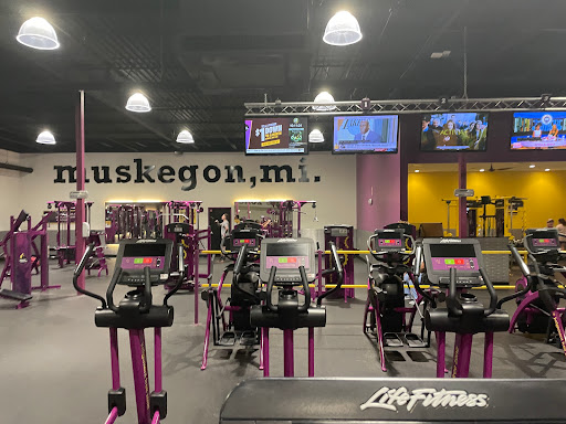 Gym «Planet Fitness», reviews and photos, 2520 Henry St, Muskegon, MI 49441, USA