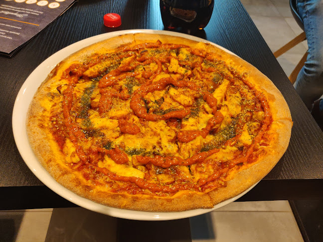 Sanas Pizzaria