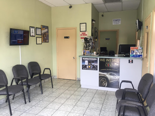 Auto Repair Shop «Lancaster Auto & Tire Co. Inc. NAPA AUTO CARE», reviews and photos, 500 W Lancaster Rd, Orlando, FL 32809, USA