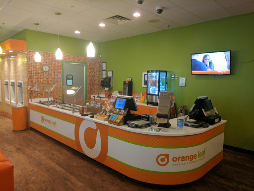 Frozen Yogurt Shop «Orange Leaf Frozen Yogurt», reviews and photos, 4866 1st Ave NE, Cedar Rapids, IA 52402, USA