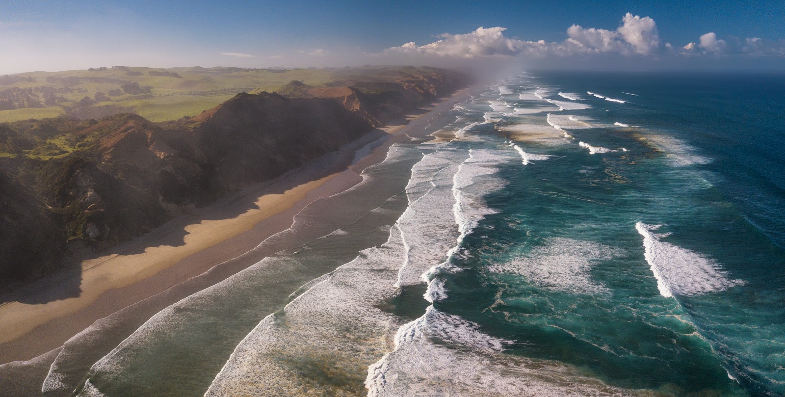 Baylys Beach'in fotoğrafı - rahatlamayı sevenler arasında popüler bir yer