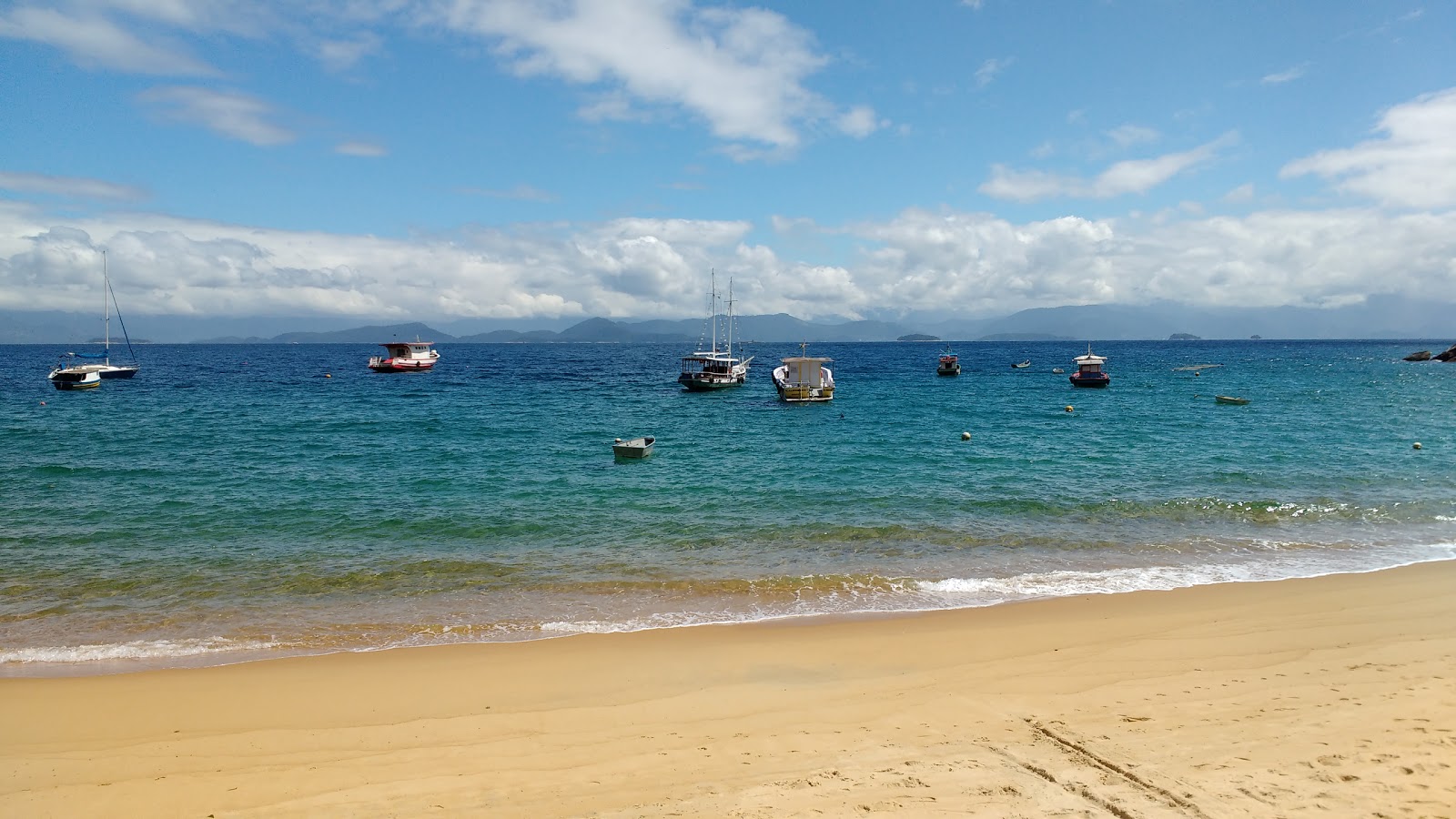 Fotografie cu Praia Vermelha cu mic golf