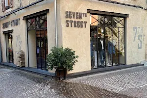 Seven street image