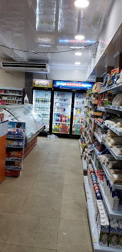 Opiniones de Embutidos Jossy Supermercado De Carne Suburbio en Guayaquil - Carnicería