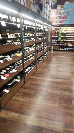 Wine Store «Total Wine & More», reviews and photos, 11211 Causeway Blvd, Brandon, FL 33511, USA