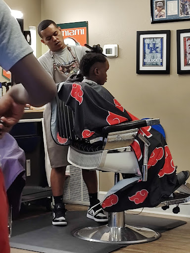 Barber Shop «Moe Shands Barber Shop», reviews and photos, 21 Reilly Rd, Frankfort, KY 40601, USA