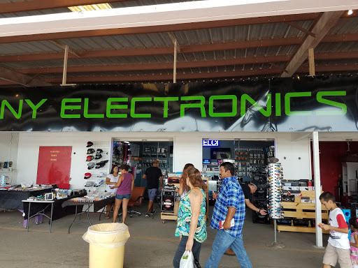 Flea Market «Flea Mart», reviews and photos, 12280 TX-16, San Antonio, TX 78224, USA