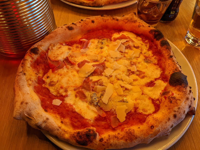 Reviews of Salerno Pizza in Edinburgh - Pizza