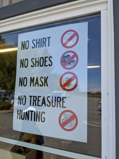 Thrift Store «Senior Thrift - Benefitting Island Senior Resources», reviews and photos, 5518 Woodard Ave, Freeland, WA 98249, USA