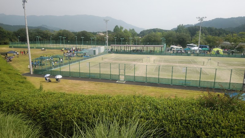大洲運動公園テニスコート