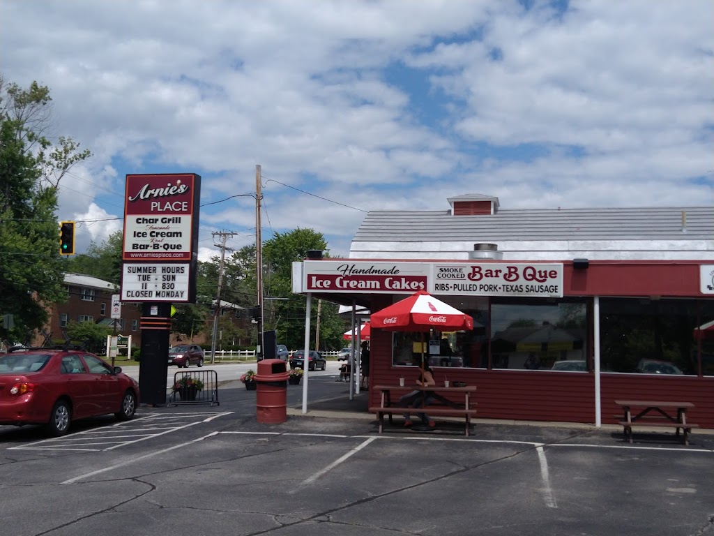 Arnie's Place 03301