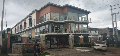 BLOSSOM HERITAGE, Opposite Total Eleyele-Jericho roadabout, Eleyele, Ibadan, Nigeria, Apartment Complex, state Oyo