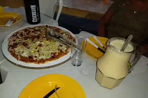 Pizza Do Cyro image