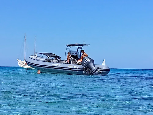 Agence d'excursions en bateau Isula promenades en mer L'Île-Rousse
