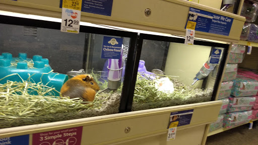Pet Supply Store «PetSmart», reviews and photos, 1196 W Olive Ave, Merced, CA 95348, USA