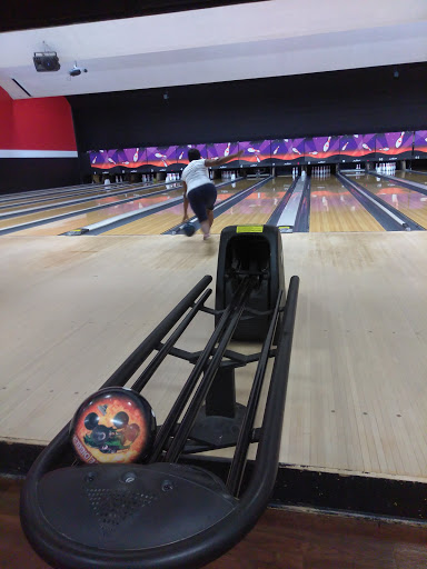 Bowling Alley «AMF Woodlawn Lanes», reviews and photos, 6410 Security Blvd, Baltimore, MD 21207, USA