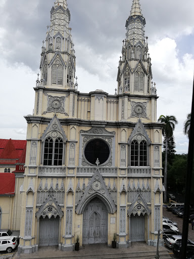 Gothic shop San Salvador