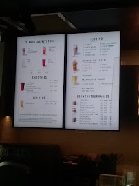 Restaurant servant le petit-déjeuner Starbucks à Versailles - menu / carte