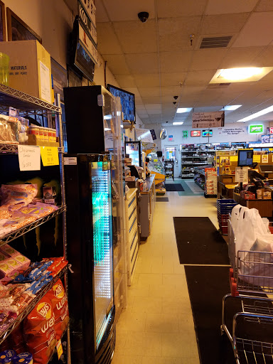 Grocery Store «Columbia Market», reviews and photos, 450 Wa Na Pa St, Cascade Locks, OR 97014, USA