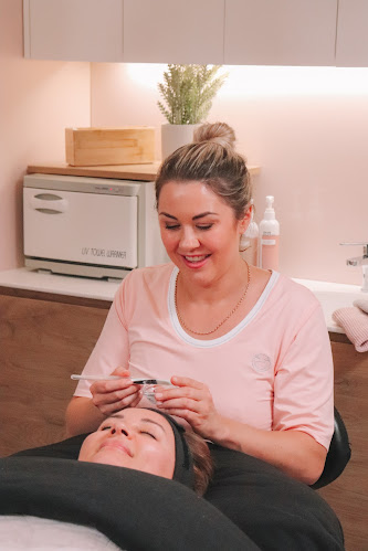 Comments and reviews of Caci Glenfield