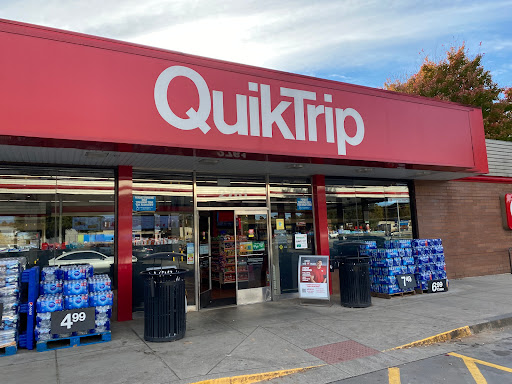 Gas Station «QuikTrip», reviews and photos, 2761 Cobb Pkwy NW, Kennesaw, GA 30152, USA