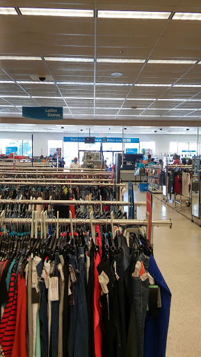 Clothing Store «Ross Dress for Less», reviews and photos, 13510 Whittier Blvd, Whittier, CA 90605, USA