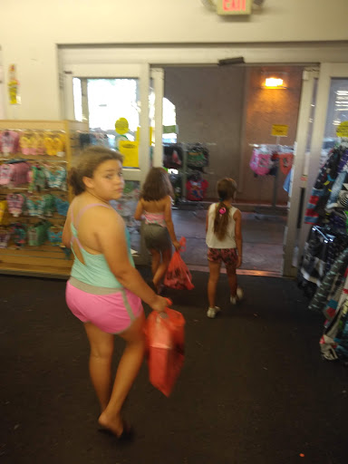 Discount Store «Fallas Paredes Discount Stores», reviews and photos, 26 E Baseline Rd #110, Phoenix, AZ 85040, USA