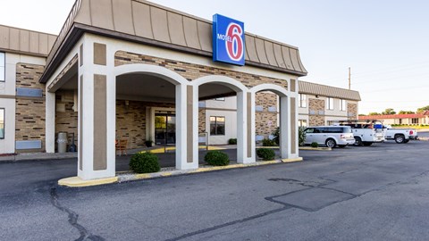 Motel 6 Springfield, OH image 1