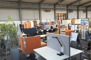 Expan Büromöbel GmbH, Büromöbel + Bürostühle,