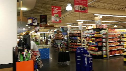 Grocery Store «Jewel-Osco», reviews and photos, 220 W Peace Rd, Sycamore, IL 60178, USA