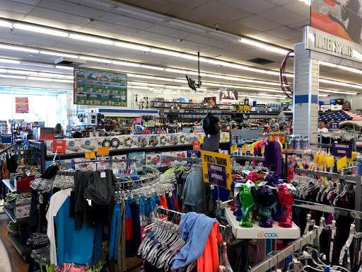 Sporting Goods Store «Big 5 Sporting Goods - Sunnyvale», reviews and photos, 721 Sunnyvale Saratoga Rd, Sunnyvale, CA 94087, USA