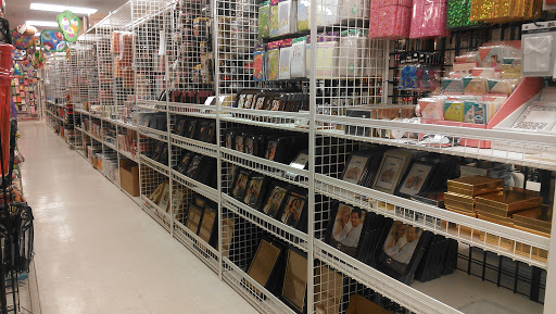 Party Store «Dollar or Two, Inc», reviews and photos, 943 Paoli Pike, West Chester, PA 19380, USA