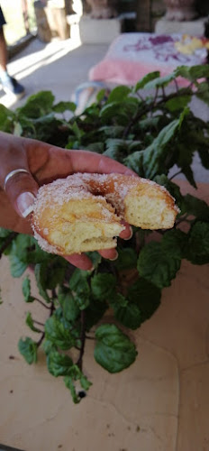 Opiniones de Delidonas y torta fritas en Canelones - Tienda de ultramarinos