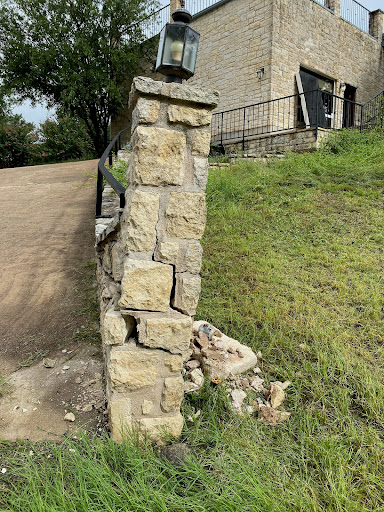 Moving Company «Bellhops», reviews and photos, 2505 Longview St, Austin, TX 78705, USA