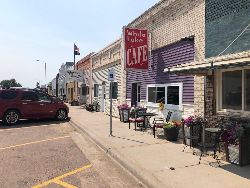 White Lake Cafe 57383