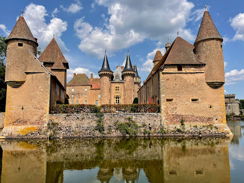 Brocante du Château à La Clayette