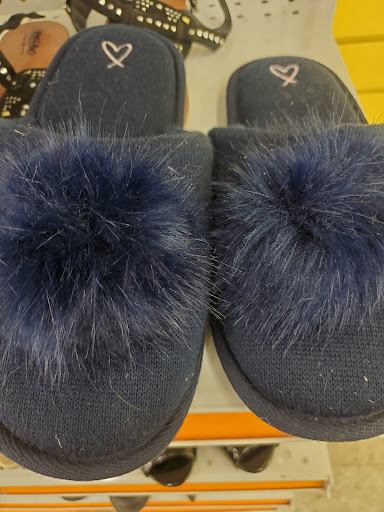 Thrift Store «CHKD Thrift Store», reviews and photos, 8032 W Broad St, Richmond, VA 23294, USA