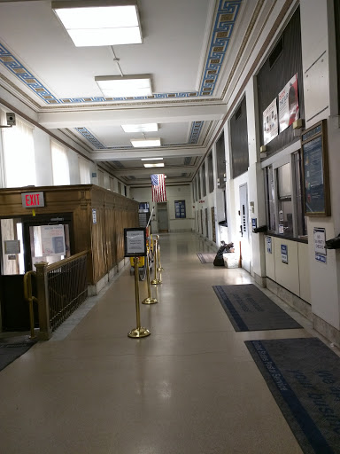 Post Office «United States Postal Service», reviews and photos, 4602 21st St, Long Island City, NY 11101, USA