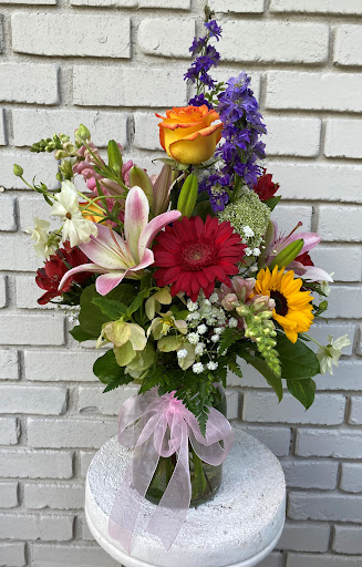 Florist «Doug Ruling Flower Shop», reviews and photos, 599 N Norcross Tucker Rd, Norcross, GA 30071, USA