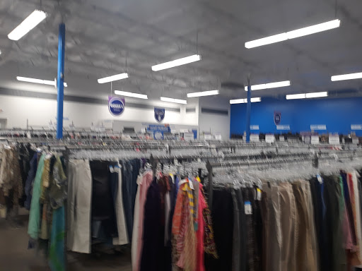 Thrift Store «Power & McDowell Goodwill Retail Store & Donation Center», reviews and photos, 2665 N Power Rd, Mesa, AZ 85215, USA