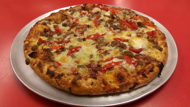 #1 best pizza place in Colorado Springs - Roadrunner Pizza & Pasta